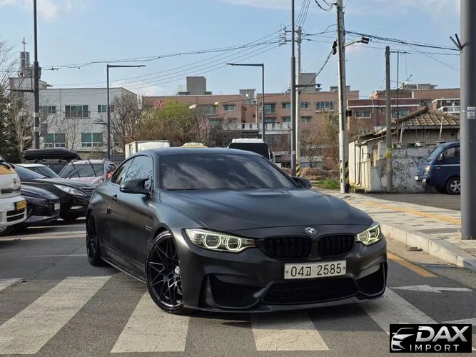 BMW M4 M4 Coupe PERFORMANCE SILENCE EDITION