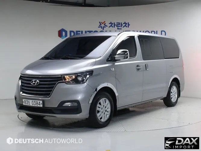 Hyundai Starex Van 5-Seater LPi