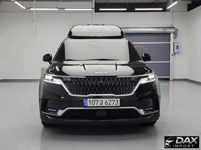 Kia Canival Gasoline 9-Seater Signature