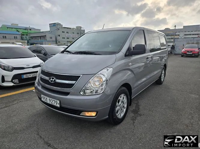 Hyundai Starex 5-Seater VAN