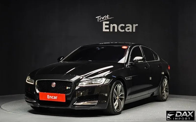 Jaguar XF 20d Portfolio AWD