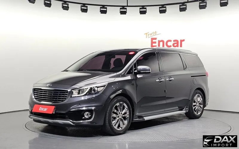 Kia Canival 7-seater Limousine