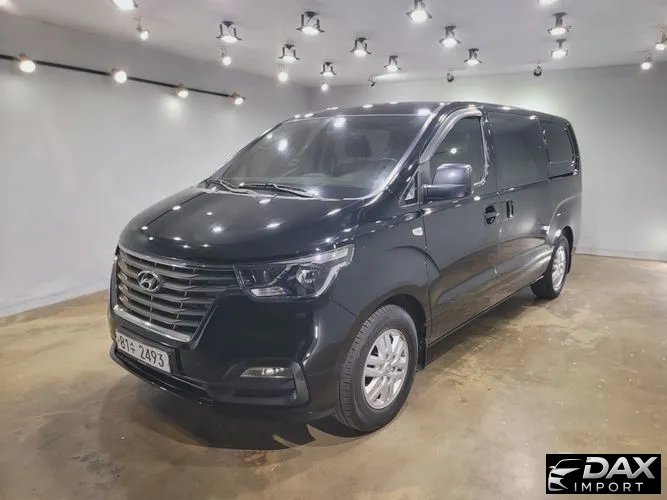 Hyundai Starex Van 5-Seater