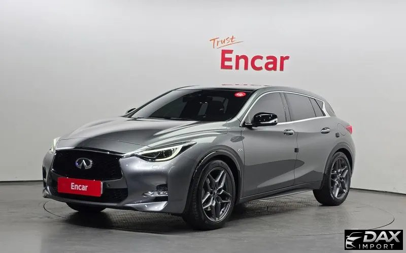 Infiniti Q30 2.0 Essential