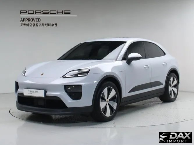 Porsche Macan Base 4
