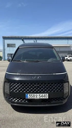 Hyundai Staria 4WD Lounge 7-Seater