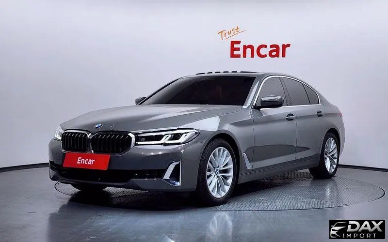 BMW 5-Series 520i Luxury