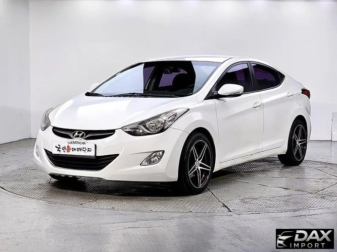 Hyundai AVANTE M16 GDI Deluxe