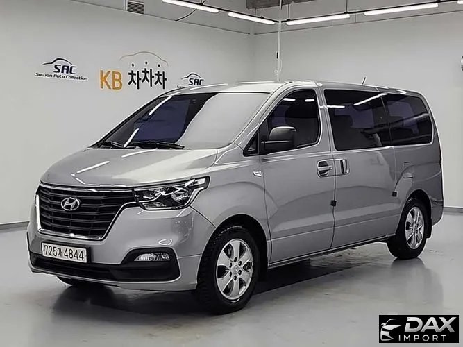 Hyundai Starex Wagon 11-Seater