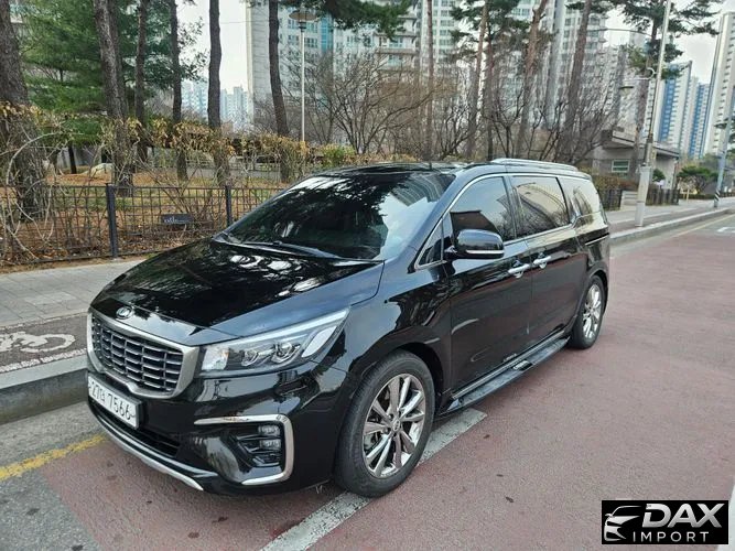 Kia Canival 9-Seater Noblesse