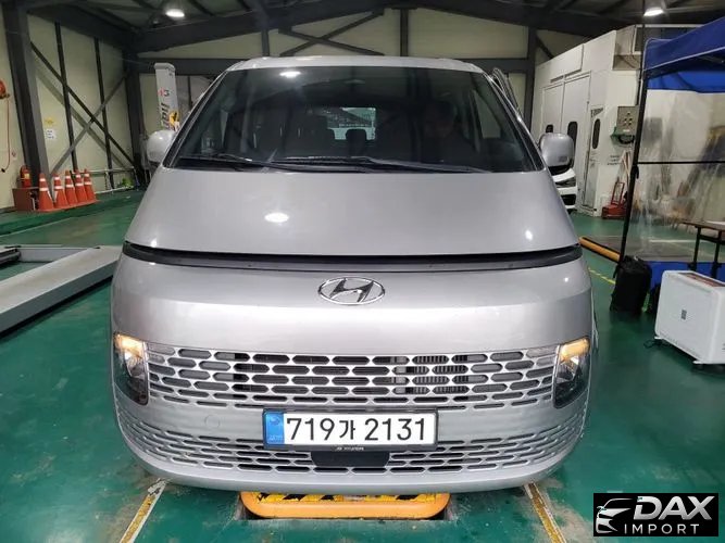 Hyundai Staria Tourer 11-Seater