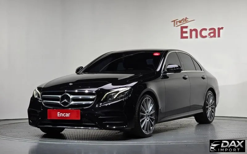 Mercedes-Benz E-Class E300 4MATIC Avnatgarde