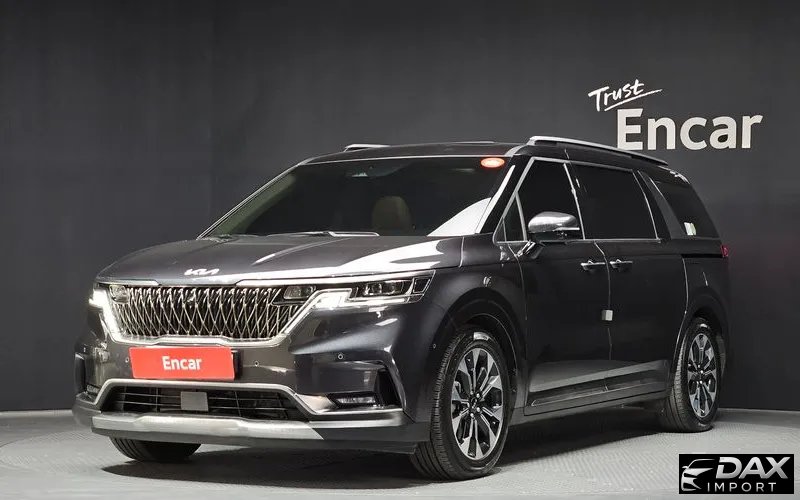Kia Canival Gasoline 7-Seater Signature