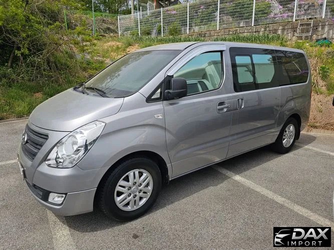 Hyundai Starex 5-Seater VAN