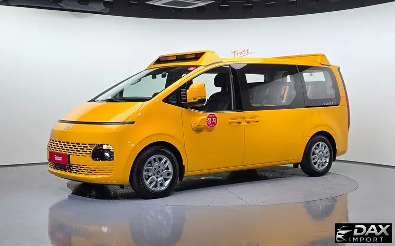 Hyundai Staria L3.5  Kinder Safety Car
