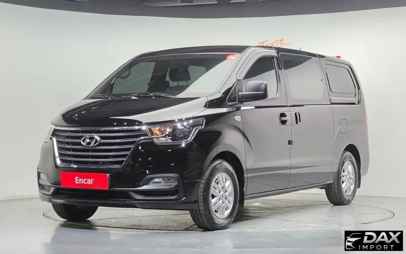 Hyundai Starex Van 5-Seater
