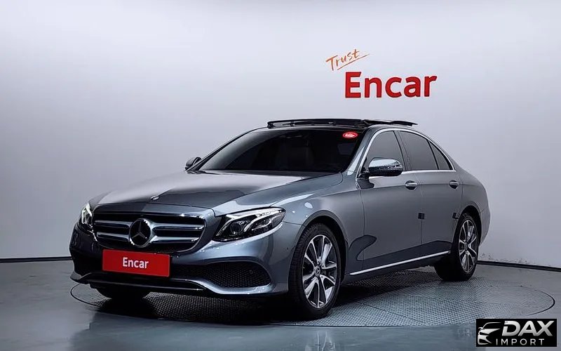 Mercedes-Benz E-Class E300 4MATIC Avnatgarde