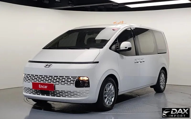 Hyundai Staria Tourer 11-Seater