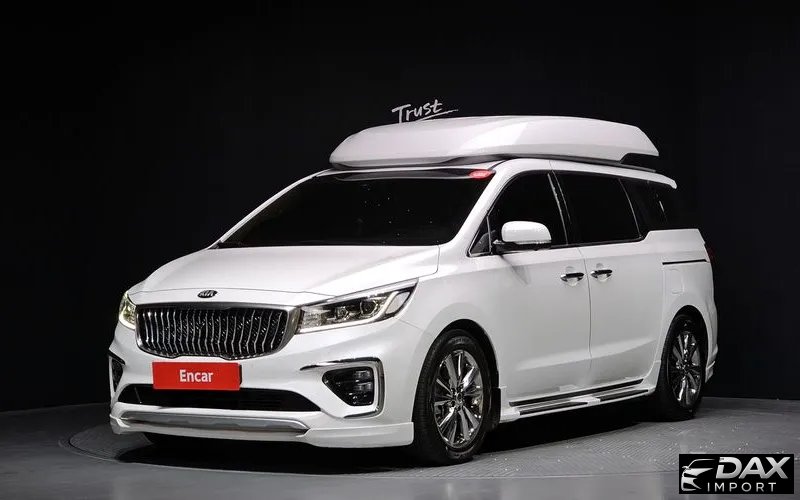 Kia Canival 9-Seater Hi-Limousine