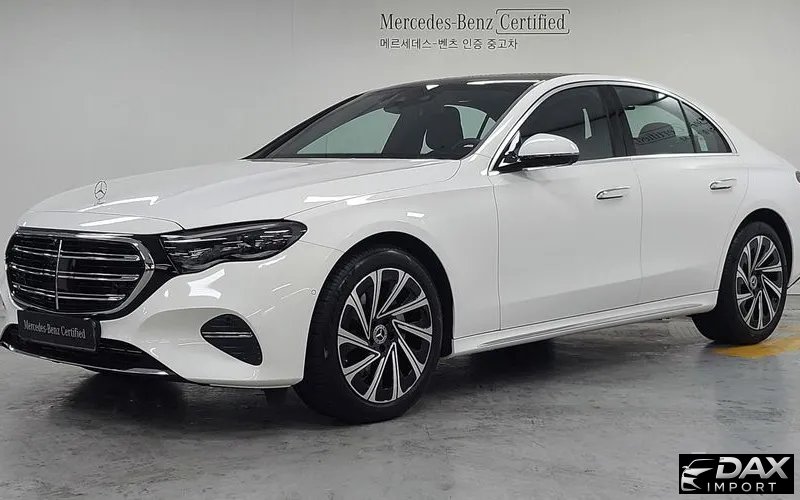 Mercedes-Benz E-Class E300 4MATIC Exclusive